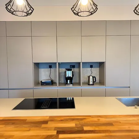 Moderne Annehmlichkeiten Hochrum Homestay