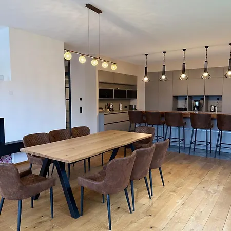 Moderne Annehmlichkeiten Hochrum Homestay