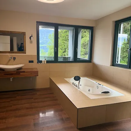 Moderne Annehmlichkeiten Hochrum Homestay *