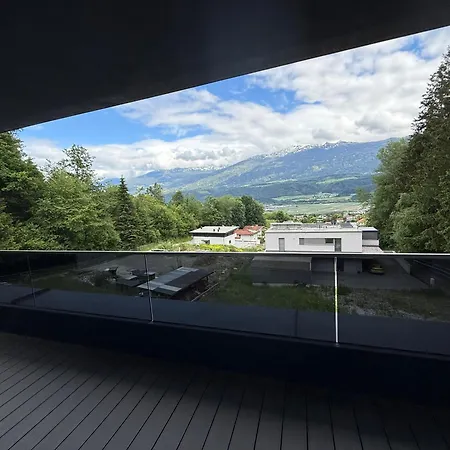 Moderne Annehmlichkeiten Hochrum Homestay